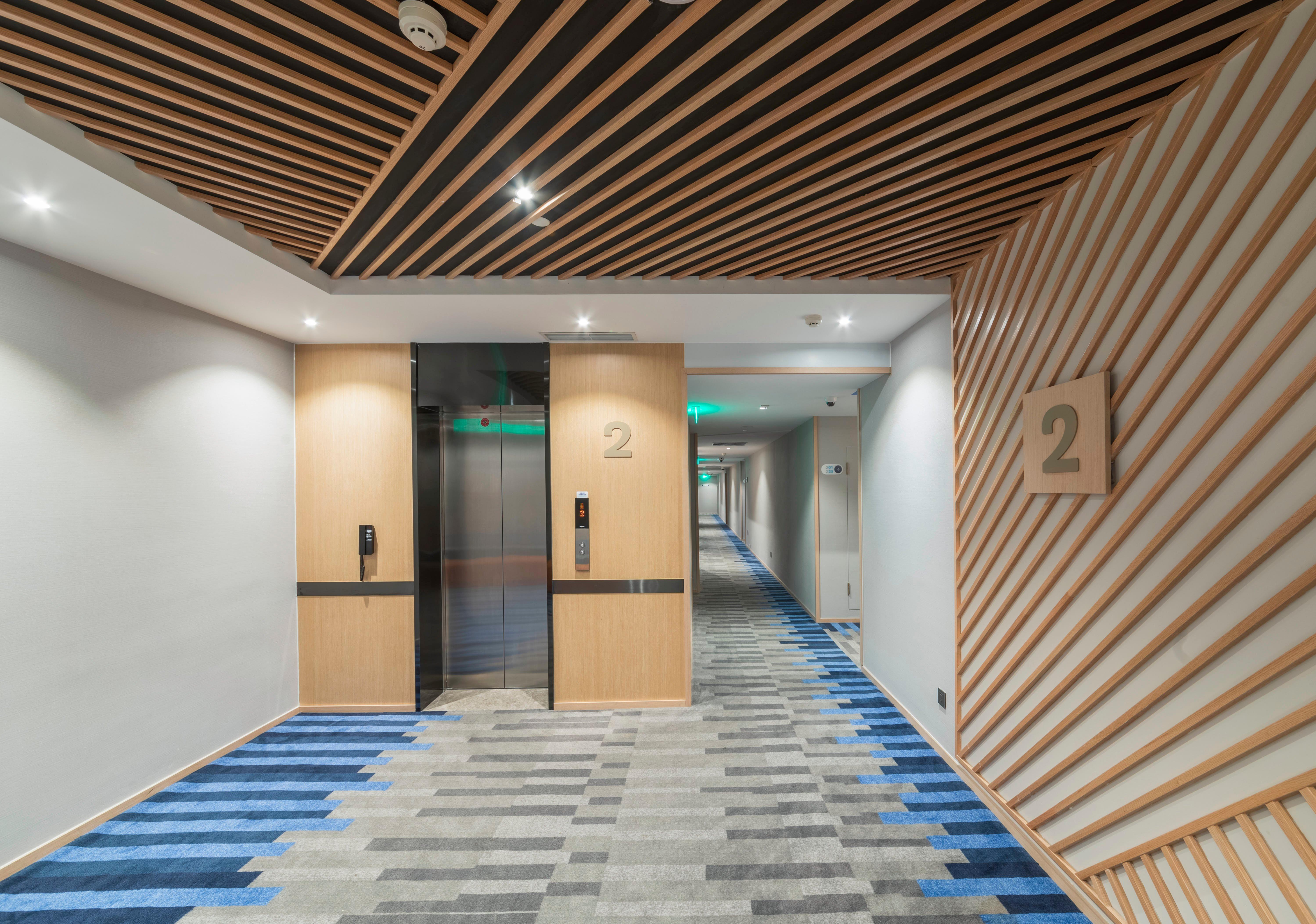 Holiday Inn Express Shanghai Gubei By Ihg Buitenkant foto