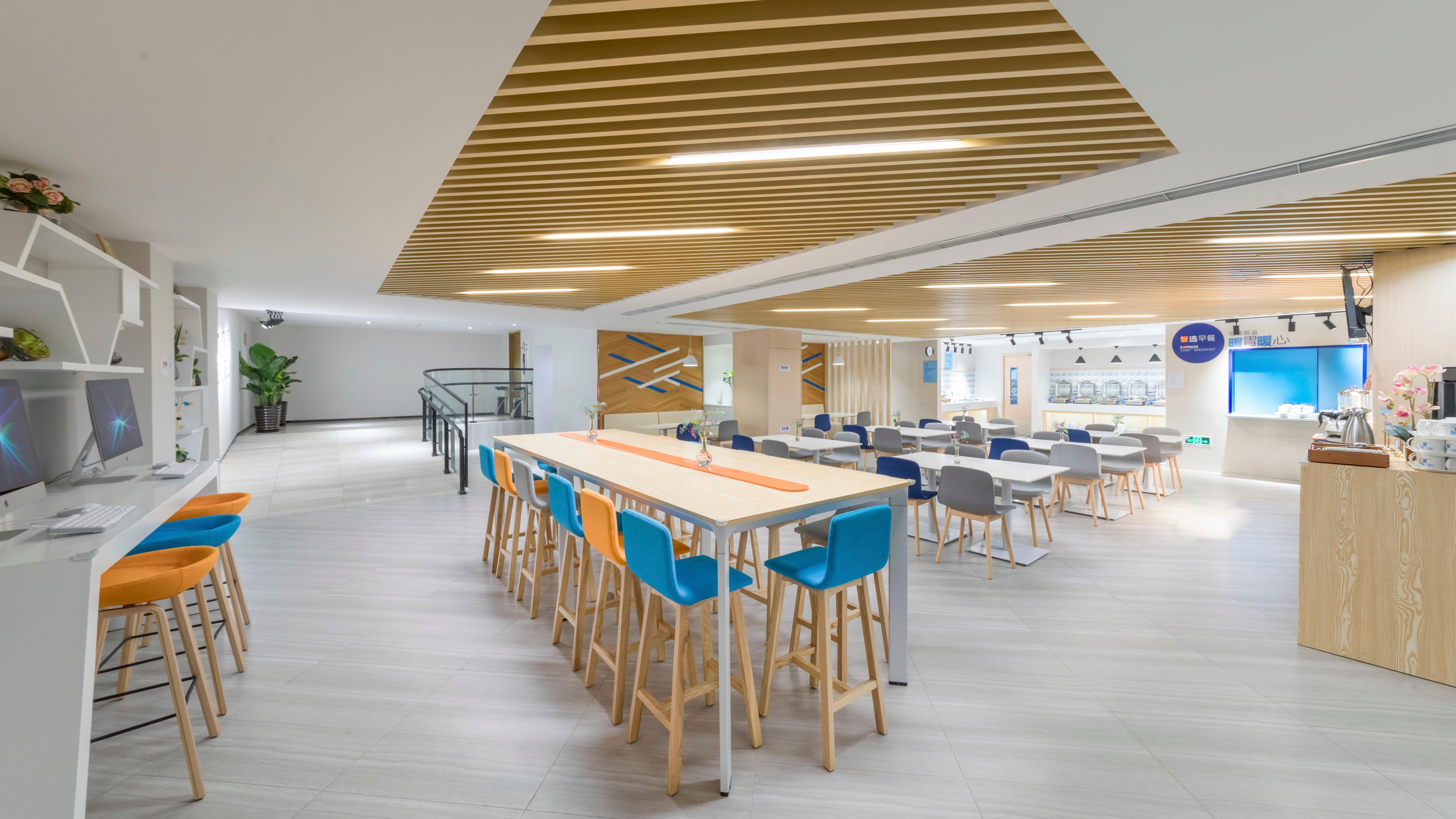 Holiday Inn Express Shanghai Gubei By Ihg Buitenkant foto