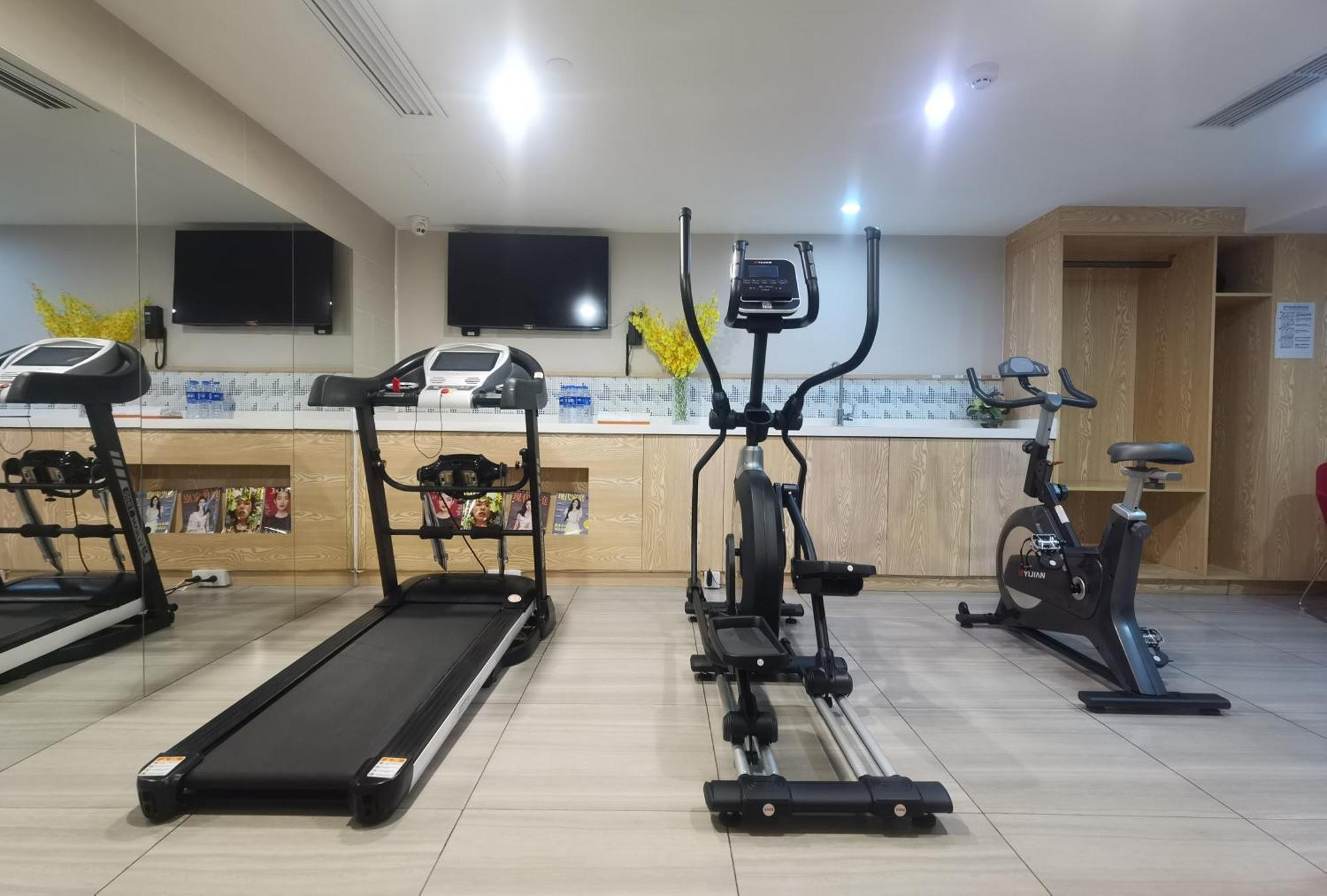 Holiday Inn Express Shanghai Gubei By Ihg Buitenkant foto
